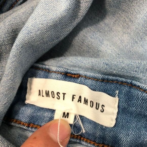 ALMOST FAMOUS Women's Overalls Ruffle Sleeves Size Medium Blue - Picture 11 of 15